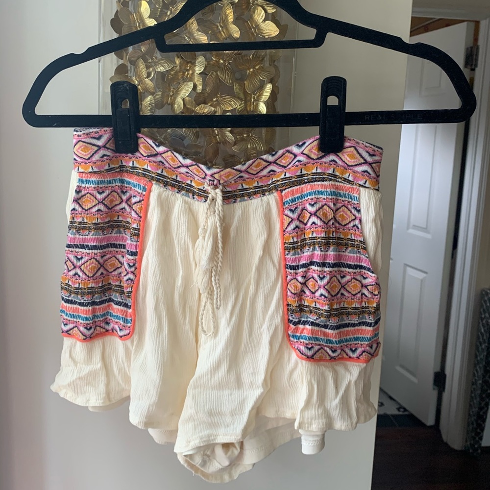 Tribal patterned shorts